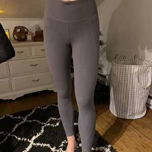Athleta Salutation Stash Pocket II Tight